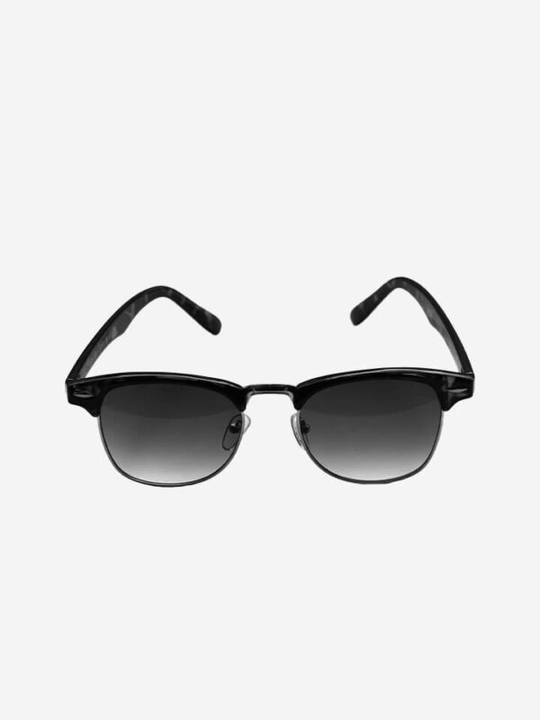 CW black gradient eyewear